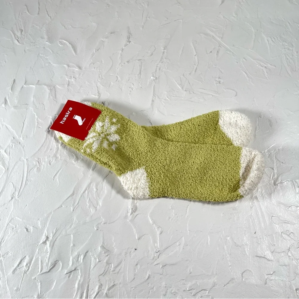 *NWT Bundle Fuzzy Holiday Socks